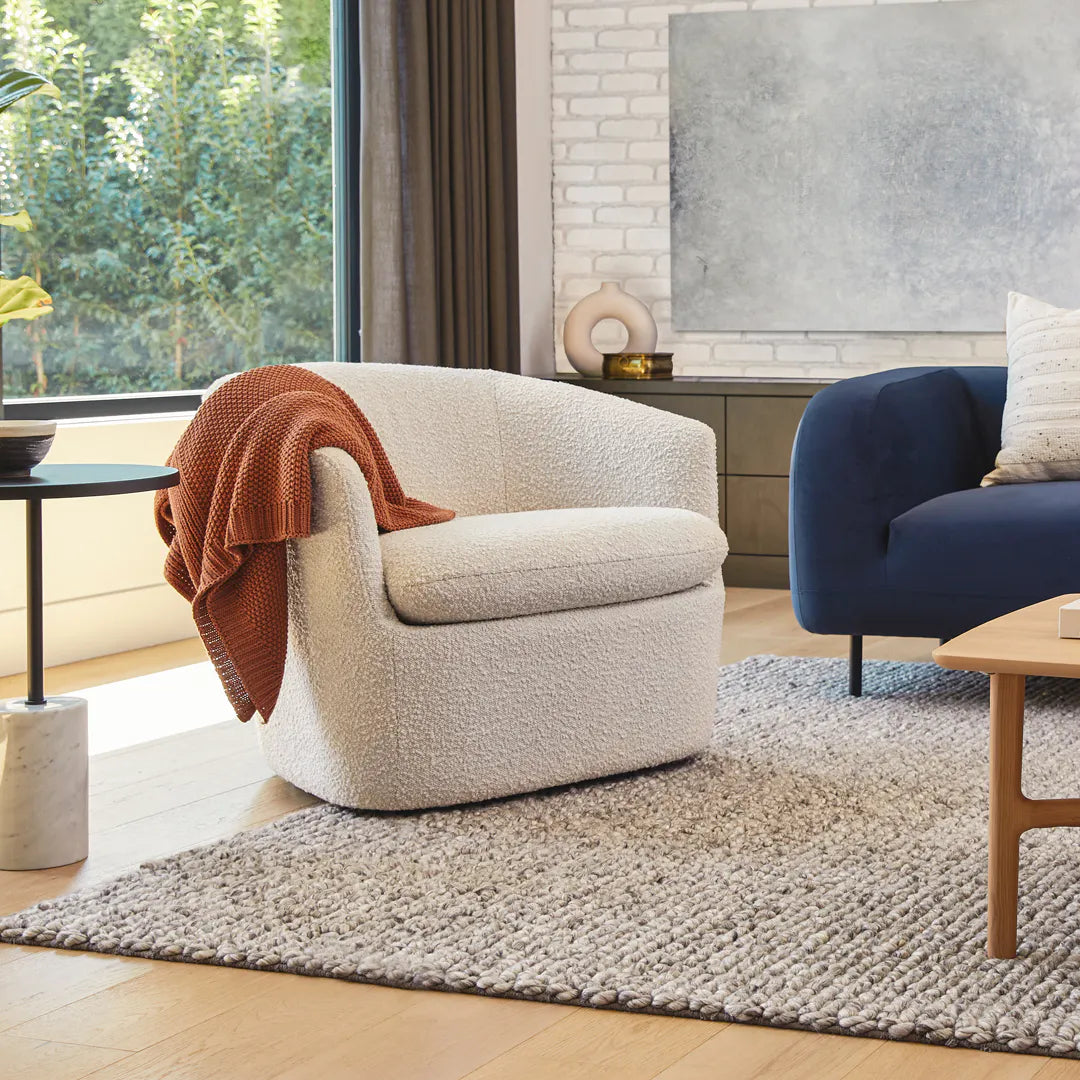 Sillón giratorio Turoy de 32,5" - marfil