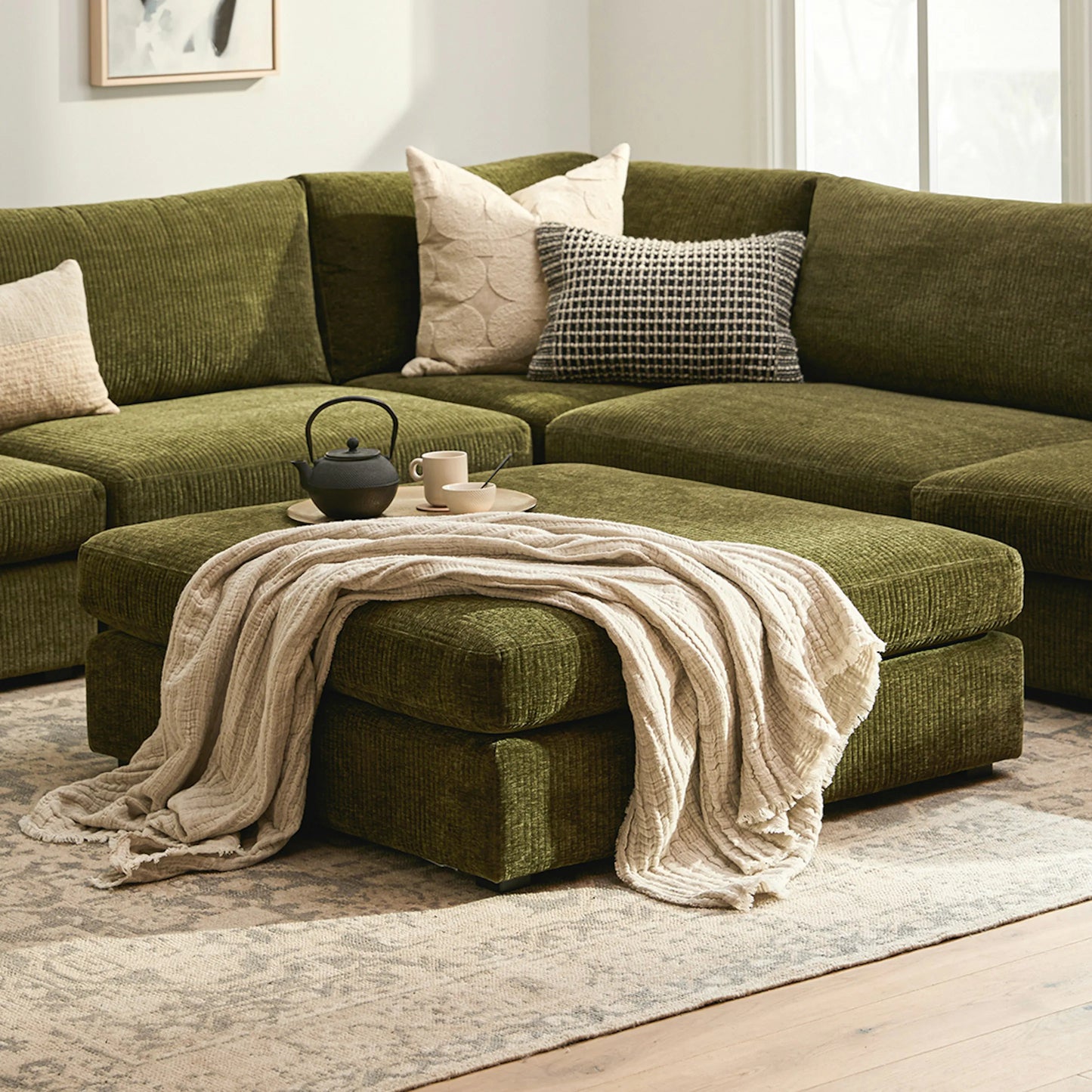 Otomana Beta de 45" - Verde ciprés
